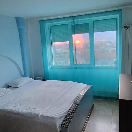 Apartament Cu 2 Dormitoare ,Ultracentral อาราด ภายนอก รูปภาพ